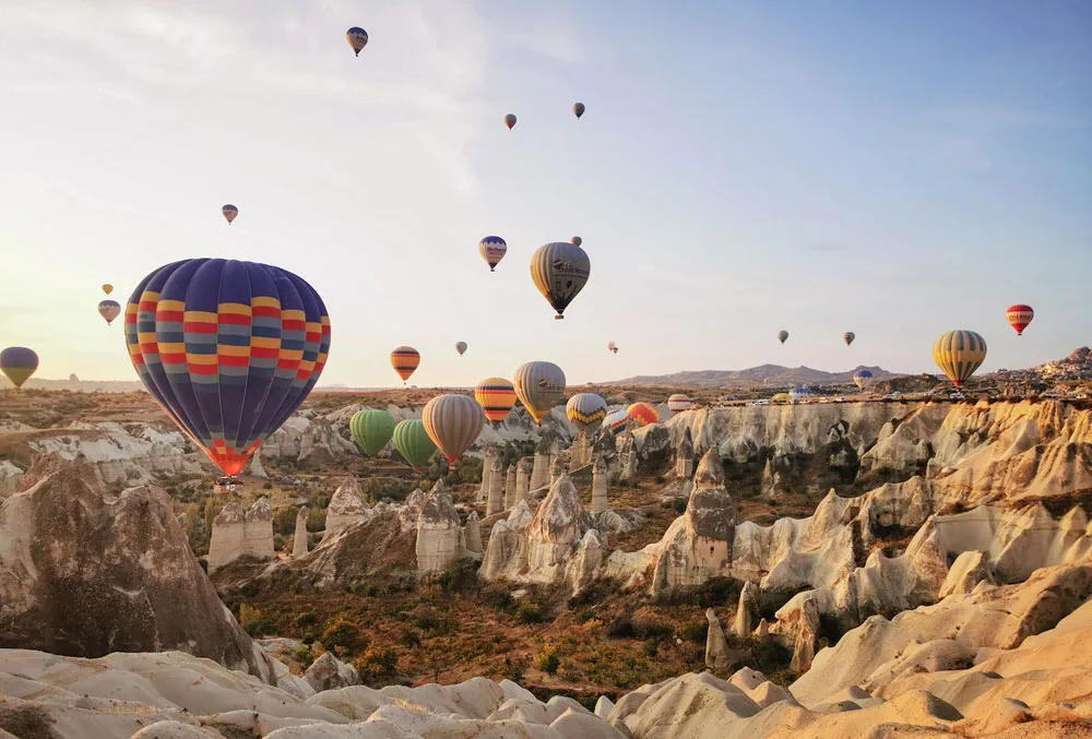 Cappadocia-hot-air-balloons-pexels-mehmet-turgut-kirkgoz-12067725